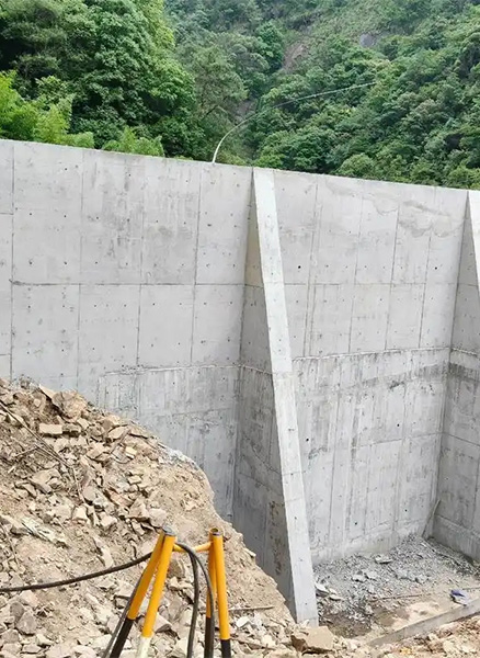 临汾霍州重力式挡土墙